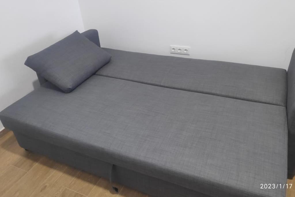 Precioso Apartamento Con Magnifico Patio. Sant Feliu de Llobregat Eksteriør billede