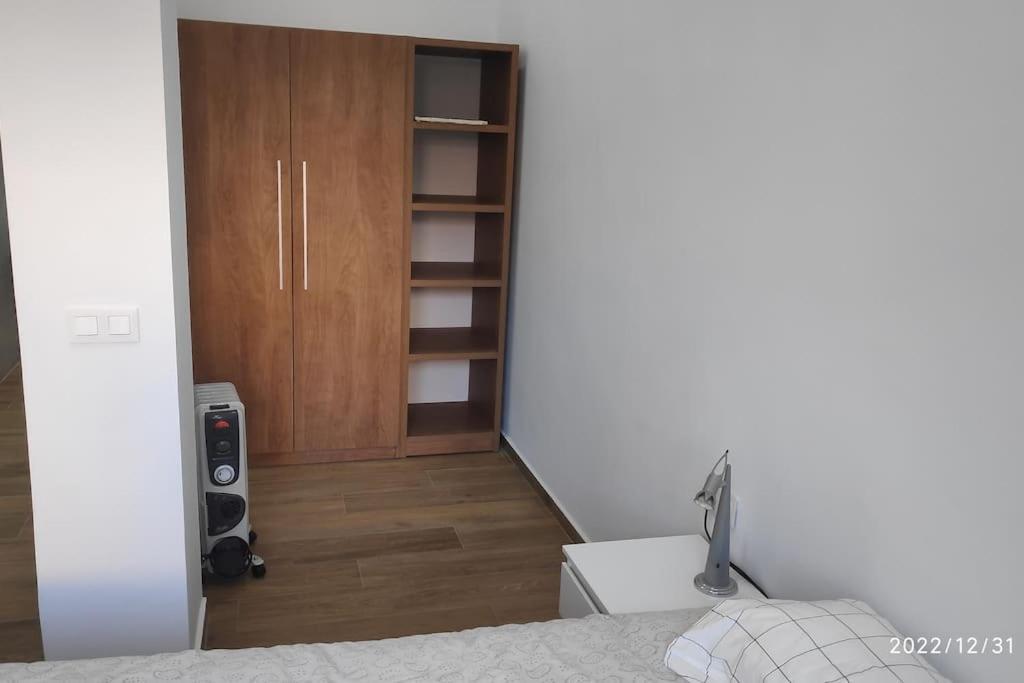 Precioso Apartamento Con Magnifico Patio. Sant Feliu de Llobregat Eksteriør billede